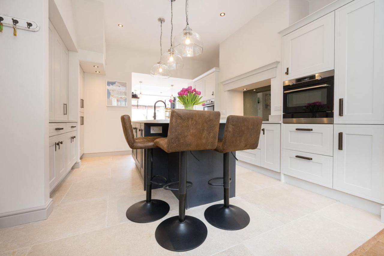 Townhouse By Harrogate Serviced Apartments Экстерьер фото
