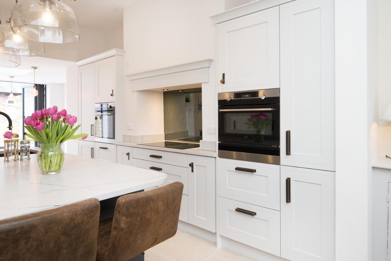 Townhouse By Harrogate Serviced Apartments Экстерьер фото